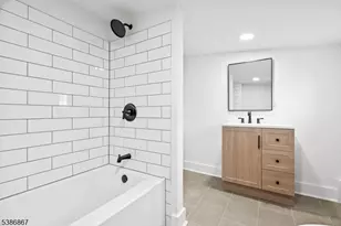 195 Chambers St, Phillipsburg, NJ 08865 - Photo 6