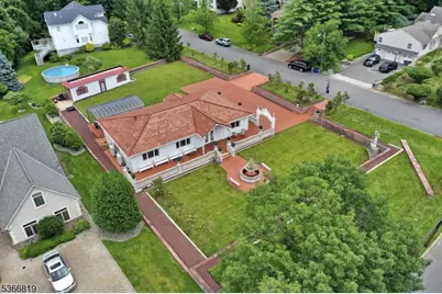 85 Francisco Ave, Little Falls Township, NJ 07424 - Photo 1