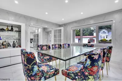 85 Francisco Ave, Little Falls Township, NJ 07424 - Photo 14