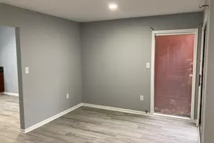 102 Riverbend Dr, North Brunswick Township, NJ 08902 - Photo 4