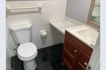 102 Riverbend Dr, North Brunswick Township, NJ 08902 - Photo 24