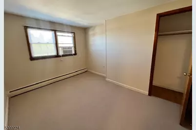 30 Garden Ave, Woodland Park, NJ 07424 - Photo 4