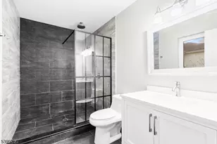 71 St Marys Pl, Nutley, NJ 07110 - Photo 10