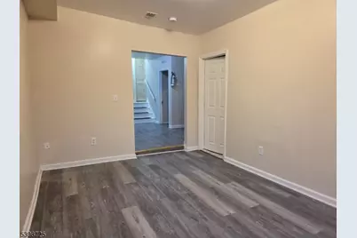 18 Van Houten St, Paterson, NJ 07505 - Photo 4