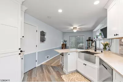 8 Maddaket, Scotch Plains Township, NJ 07076 - Photo 8