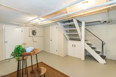 61 Claremont Ave, Montclair Twp., NJ 07042 - Photo 30