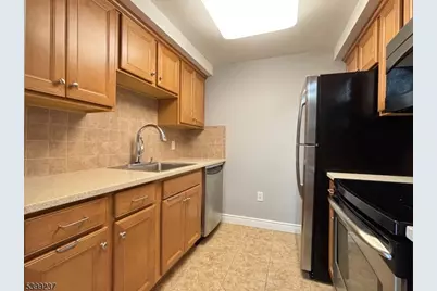 7 Prospect St #507, Morristown, NJ 07960 - Photo 8