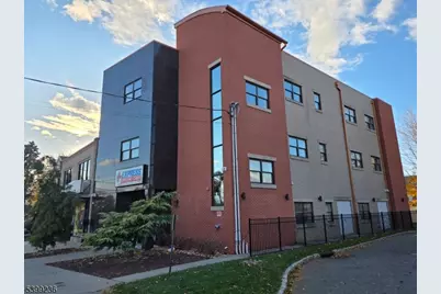 1218 Stuyvesant Ave, Union Township, NJ 07083 - Photo 2