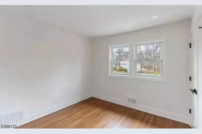 6 Kenneth Ct, Florham Park, NJ 07932 - Photo 24