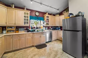 622 Berkshire Valley Rd, Jefferson Township, NJ 07885 - Photo 4