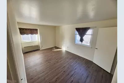 55 Bolton Ct, Franklin Township, NJ 08873 - Photo 4