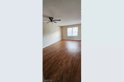 15 Hancock Ct, Raritan Township, NJ 08822 - Photo 4