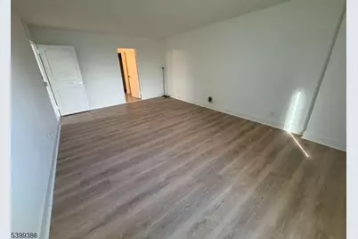 1 Claridge Dr #428, Verona, NJ 07044 - Photo 14