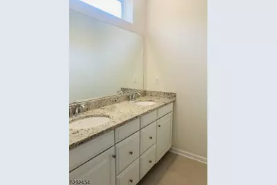 17 Braeburn Ct, Livingston Twp., NJ 07039 - Photo 16