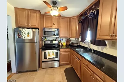 322 Richard Mine Rd B #9, Rockaway Township, NJ 07885 - Photo 2