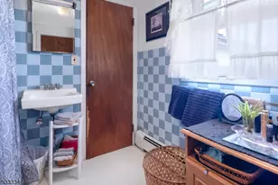 960 Sergeantsville Rd, Delaware Township, NJ 08559 - Photo 8