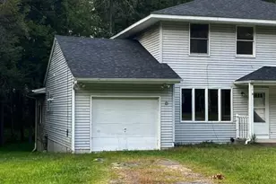 430 Deerfield Ln, Montague, NJ 07827 - Photo 2