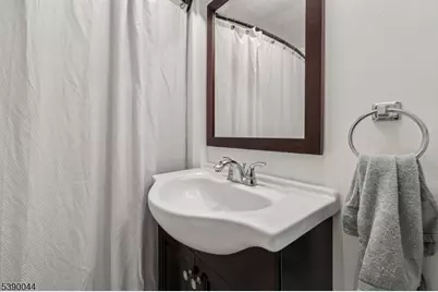 8 Woodland Rd, Ringwood, NJ 07456 - Photo 18