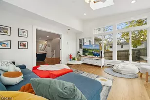 17 Edison Dr, Summit, NJ 07901 - Photo 10