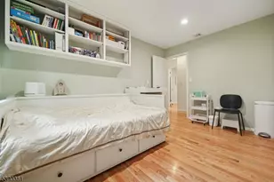 17 Edison Dr, Summit, NJ 07901 - Photo 22