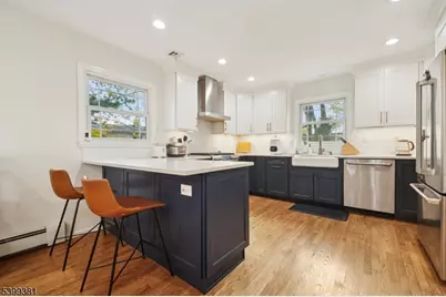 17 Edison Dr, Summit, NJ 07901 - Photo 16