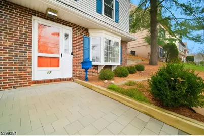 17 Edison Dr, Summit, NJ 07901 - Photo 4