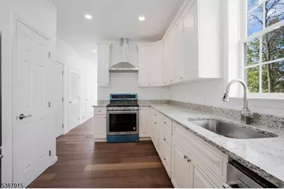 197 Iva St, Rahway, NJ 07065 - Photo 10