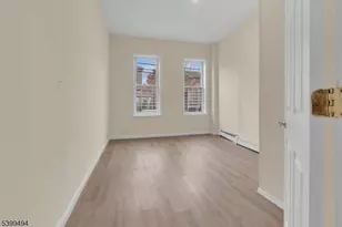 106 Peabody Pl, Newark, NJ 07104 - Photo 4