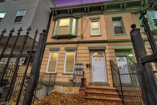 106 Peabody Pl, Newark, NJ 07104 - Photo 1