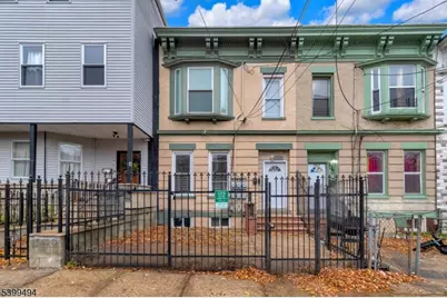 106 Peabody Pl, Newark, NJ 07104 - Photo 2