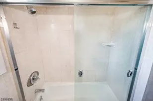 413 Essex St, Hackensack, NJ 07601 - Photo 22