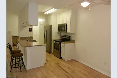 54 Norwich Pl, Franklin Township, NJ 08873 - Photo 4