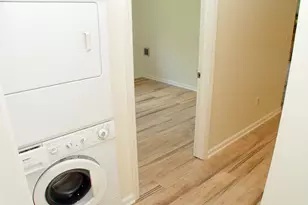 54 Norwich Pl, Franklin Township, NJ 08873 - Photo 6