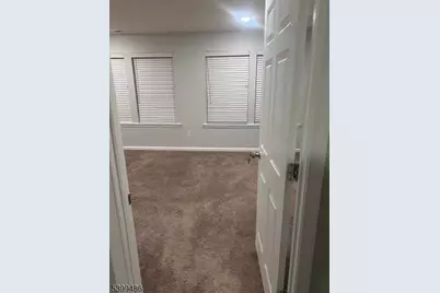 92 Albert Ct, Randolph Township, NJ 07869 - Photo 10