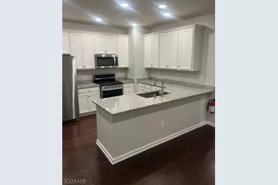 92 Albert Ct, Randolph Township, NJ 07869 - Photo 12