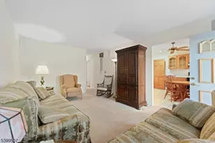 123 Edgewood Terrace, South Bound Brook Boro, NJ 08880 - Photo 2