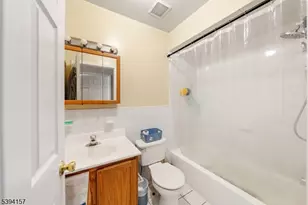 1073 Bond St, Elizabeth, NJ 07201 - Photo 24