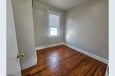 457 Hazel St, Clifton, NJ 07011 - Photo 4