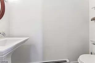 8 Periwinkle Pl, Woodbridge Township, NJ 07067 - Photo 20