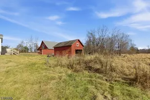 19 Thatcher Rd, Kingwood Township, NJ 08825 - Photo 32