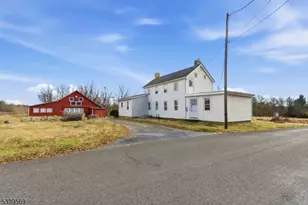 19 Thatcher Rd, Kingwood Township, NJ 08825 - Photo 1