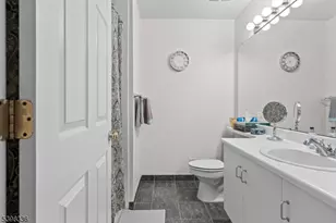 14 Minuteman Ct, Bernards Township, NJ 07920 - Photo 26