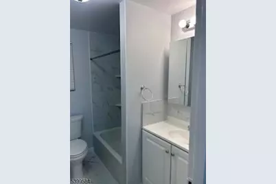 13 Carolyn Terrace #A, Roselle, NJ 07203 - Photo 2