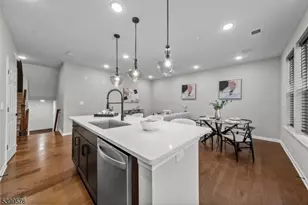 4 Sadie Cir, Union Township, NJ 07083 - Photo 2