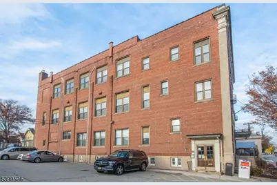 26 Park St, Montclair, NJ 07042 - Photo 12