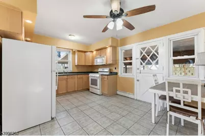 299 Howard St, New Brunswick, NJ 08901 - Photo 6