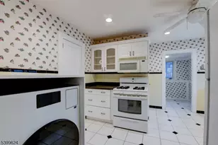 101 Baker St, Maplewood, NJ 07040 - Photo 4