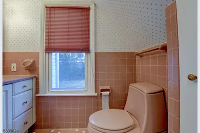 101 Baker St, Maplewood, NJ 07040 - Photo 16