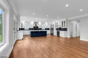 10 Nancy Ln, Bernards Township, NJ 07920 - Photo 14