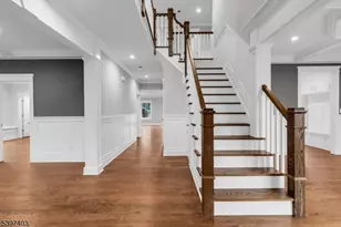 10 Nancy Ln, Bernards Township, NJ 07920 - Photo 2